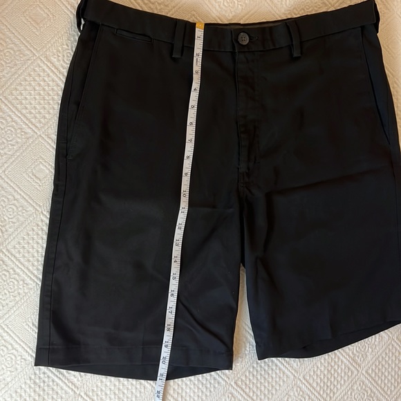 💥💥Haggar Sz 36 Black Shorts - Picture 9 of 9